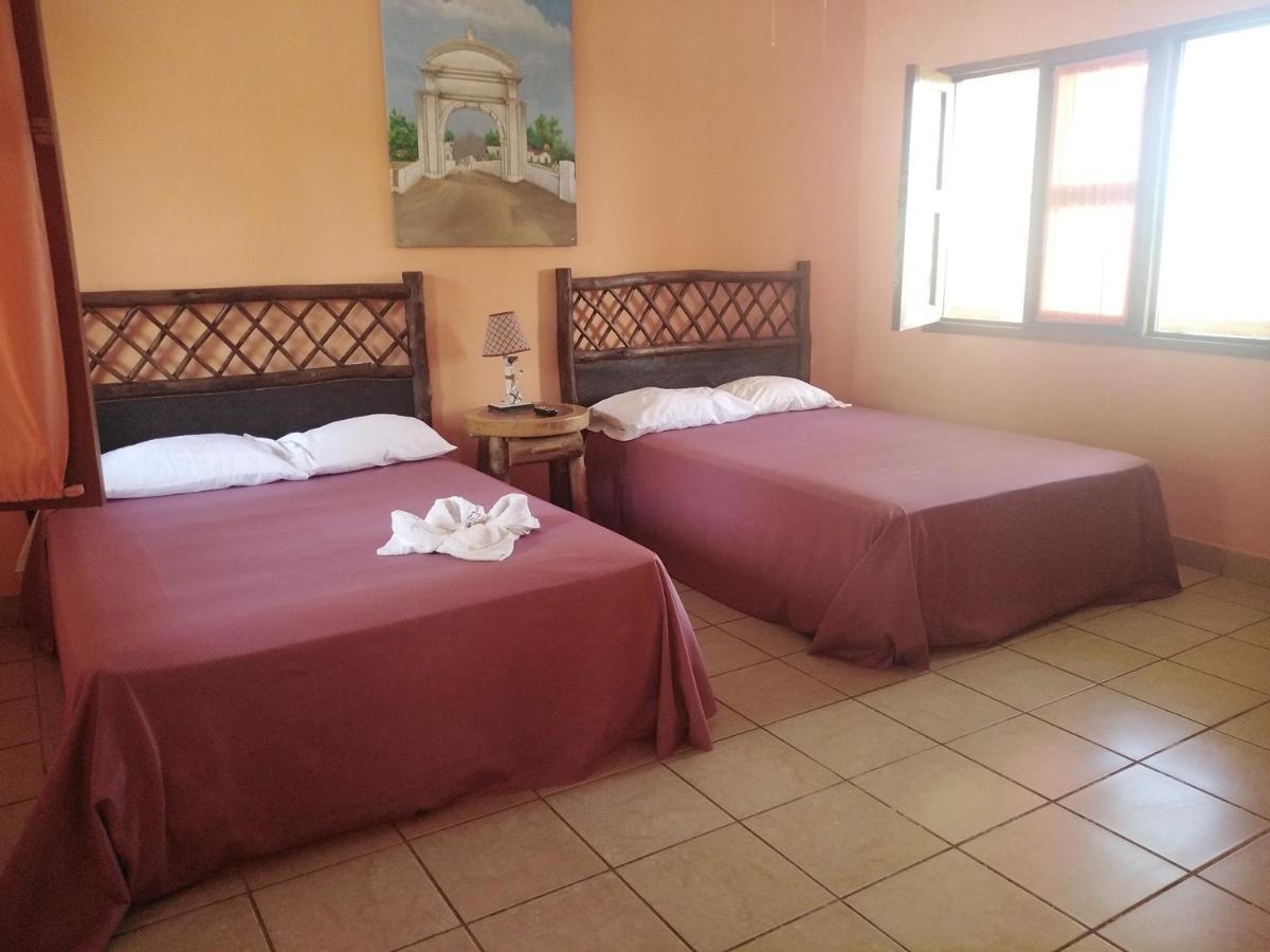 Hotel Cavanna Inn Castillo de San Felipe Kültér fotó